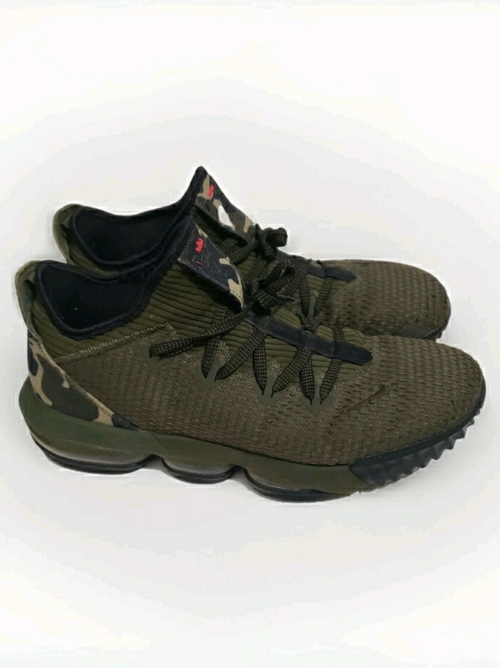 Nike LeBron 16 Low Camo CI2668-300 Mens Size 13 Cargo Khaki Basketball Shoes